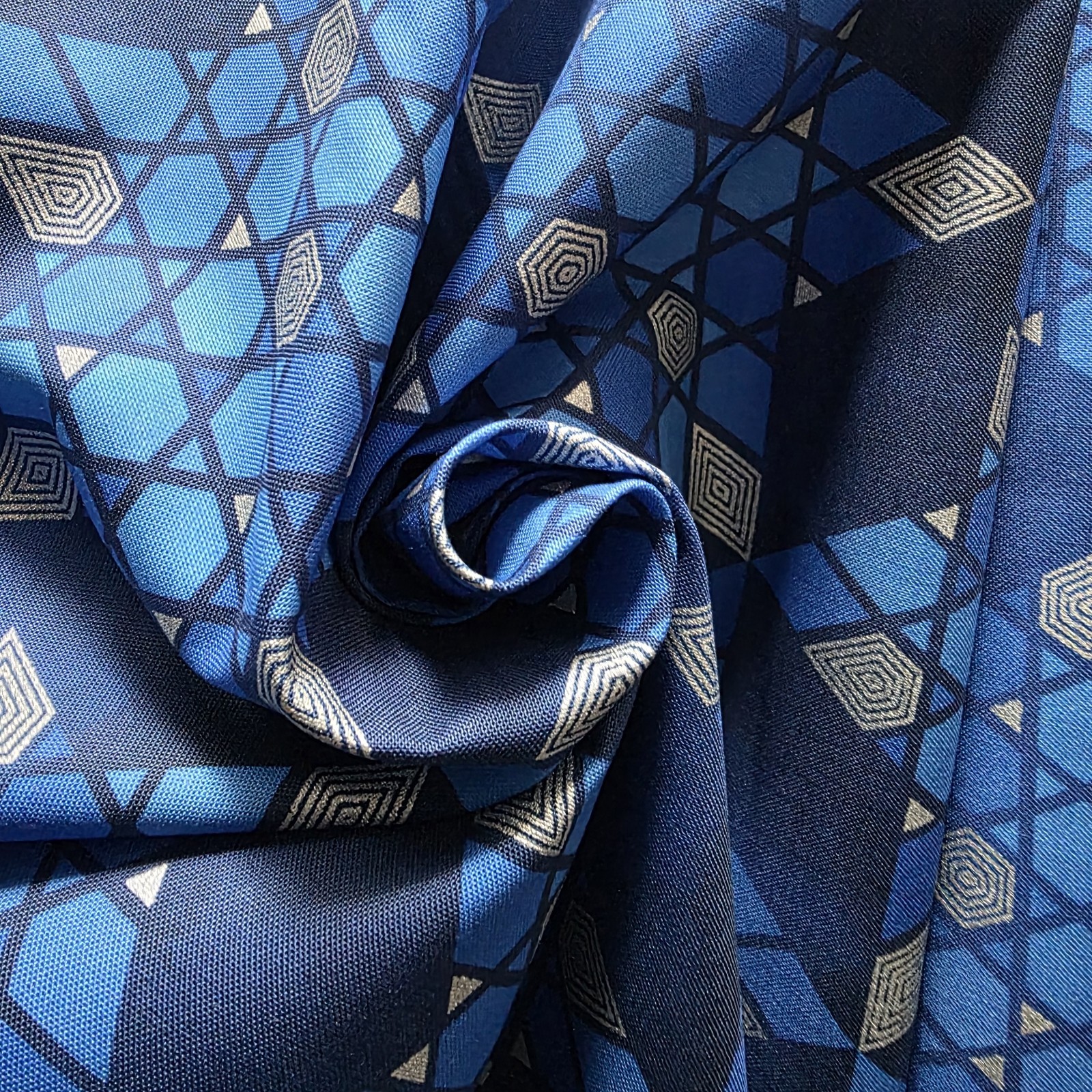 Blue & Silver 6-Pointed Star of David Geometric Cotton Print for Quilts/Shirts - Image 5