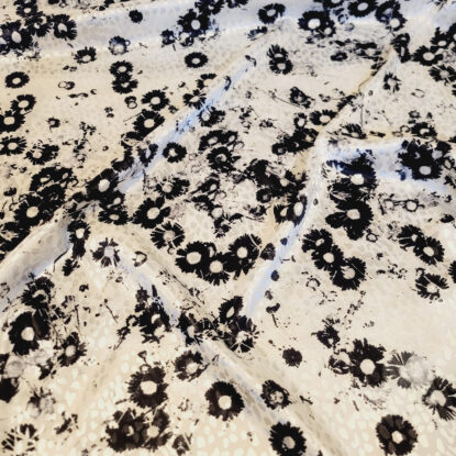 White w/ Black Daisy Figured Satin - Luscious, Rich - Monique Lhuillier!