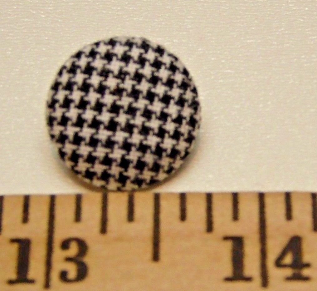 30mm Black 6 Houndstooth Check Fabric Covered Buttons 