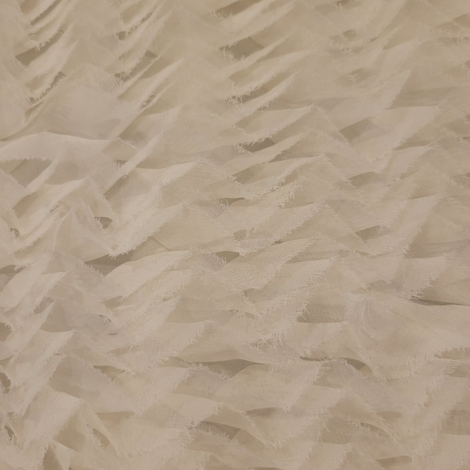 Zigzag Ruffled Ivory Silk Chiffon - Instant Texture - FLAWED OFFCUT, DISCOUNT!