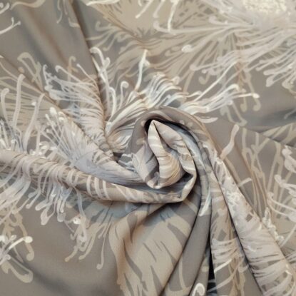 Spider Mums in Gray & Cream Crepe de Chine from Halston! Gorgeous! - Image 5